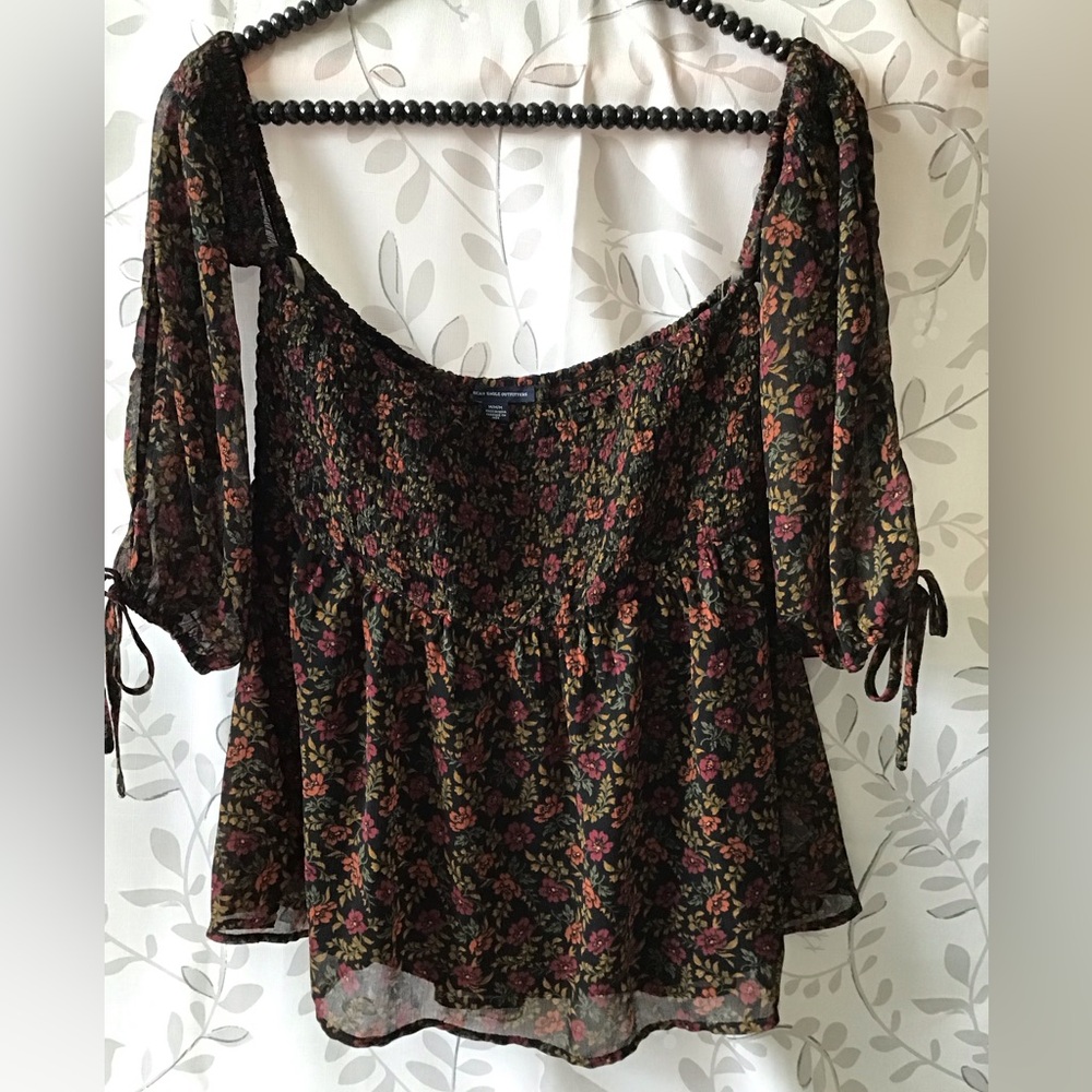 American Eagle Floral Top